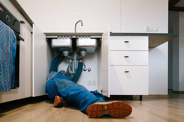 Professional Leak Detection technician working in Holbrook, ID
